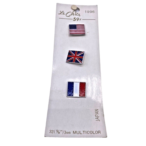 Vtg Le Chic Card FLAGS Metal Realistic Buttons American USA FRANCE ENGLAND 3/4” - Picture 1 of 8